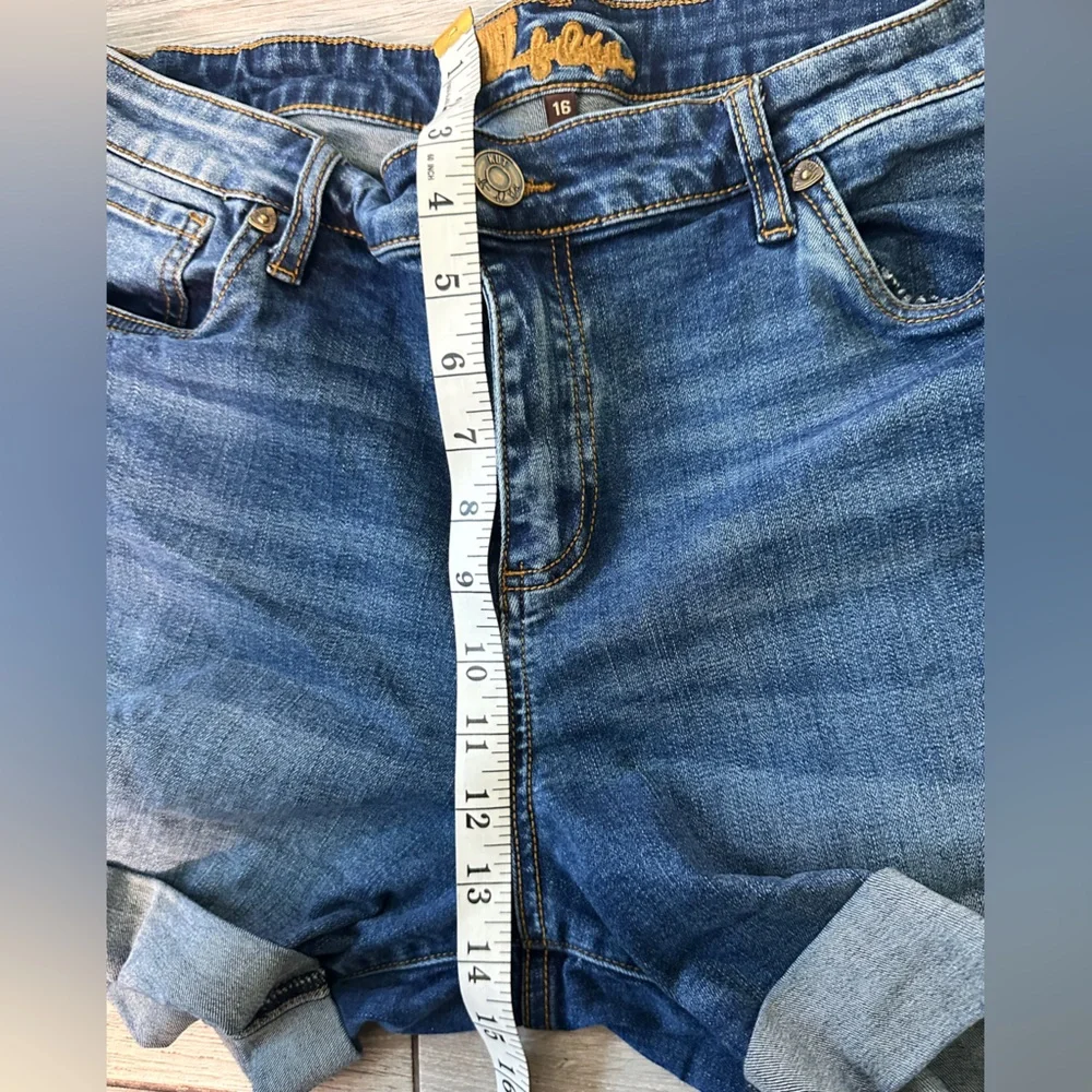 Kut from the Kloth Women’s Classic Denim Katy Boyfriend Jean Shorts size 16 - Picture 4 of 8